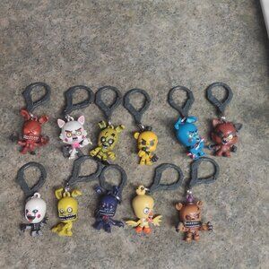 5 Five Nights at Freddy's Keychain lot of 13 pieces